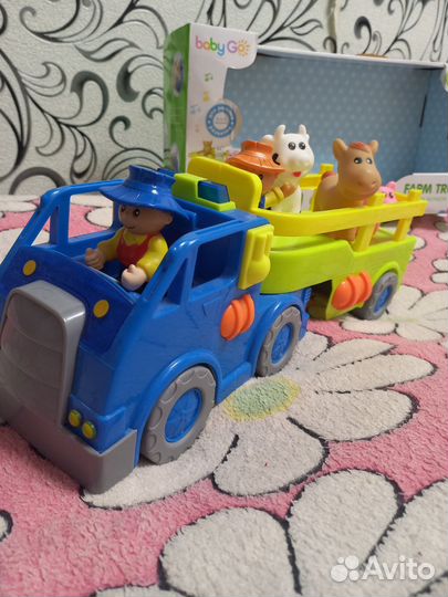 Игрушка машина ферма интерактивная