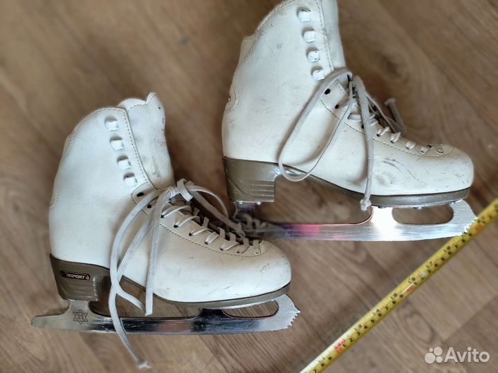 Фигурные коньки risport