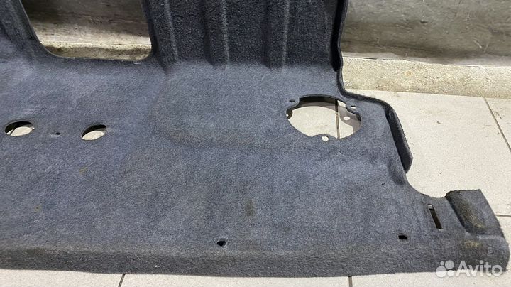 Обшивка багажника Mercedes Benz W140