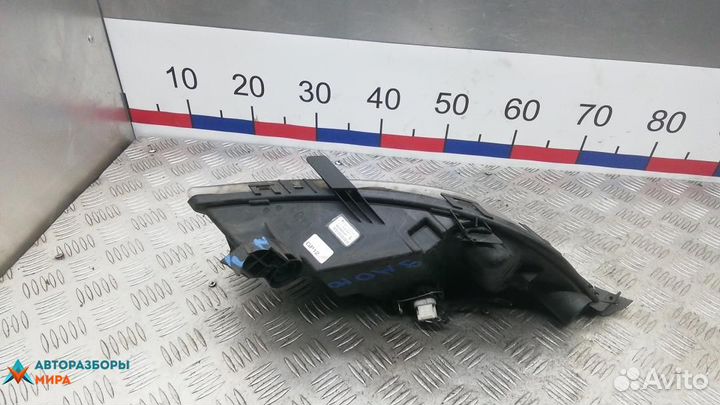 Фара левая Opel Astra J 2010