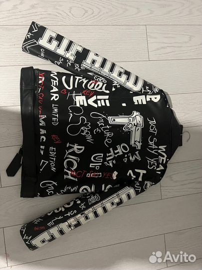 Куртка кожаная женская