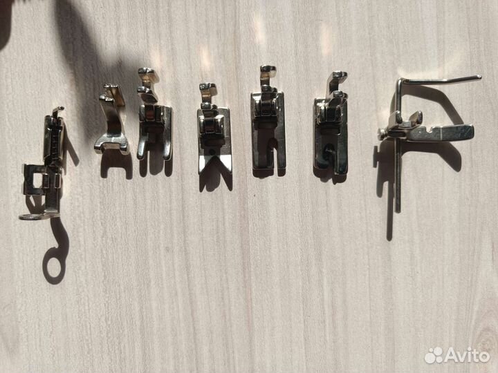 Лапки для швейной машинки 