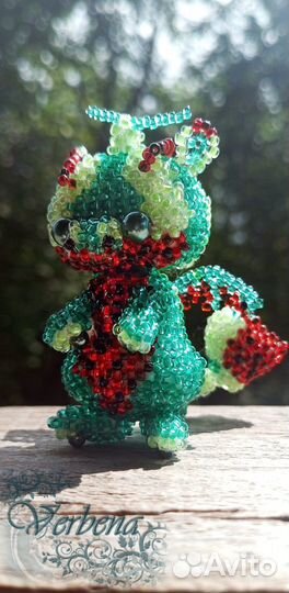 Сувенир из бисера 