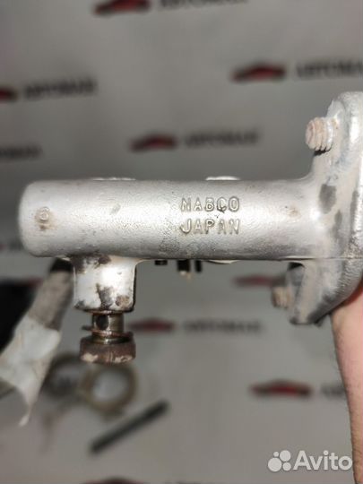 Цилиндр сцепления главный Mitsubishi Lancer 9