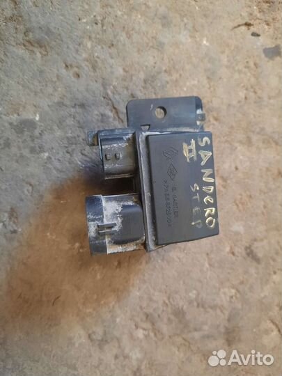 Резистор вентилятора охлаждения Renault logan 2