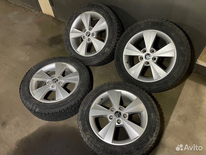 R16 Continental ContiIceContact 205/55, PCD 5x112 DIA 66