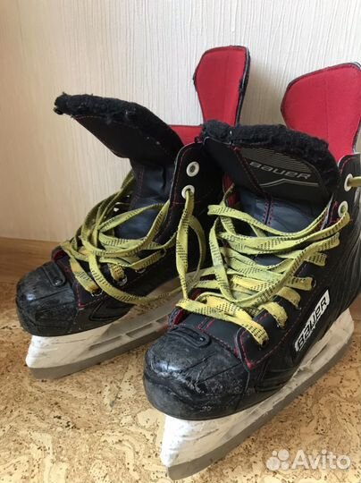 Хоккейные коньки bauer