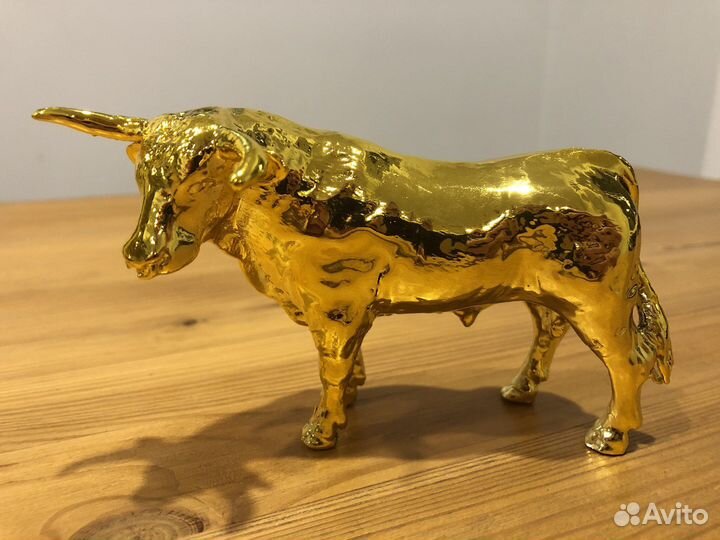 Статуэтка «Золотой телец». Бык