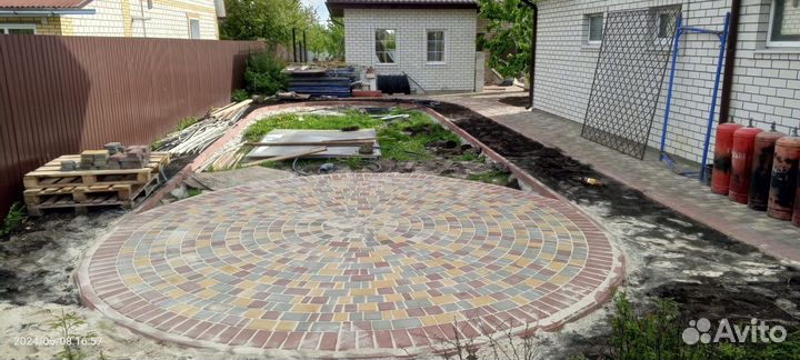 Укладка тротуарной плитки