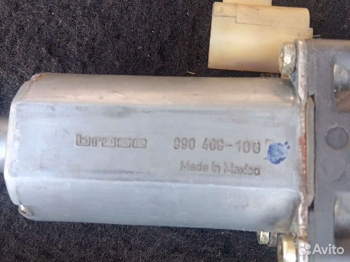 Моторчик переднего правого стеклоподъёмника ml