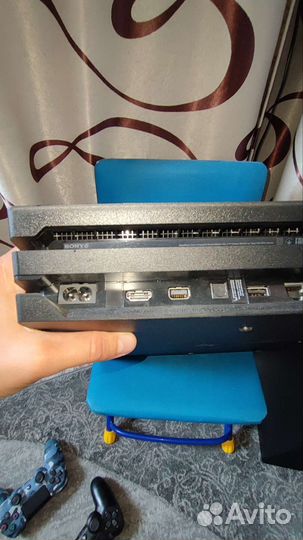 Sony playstation 4 PS4 pro 1tb с играми