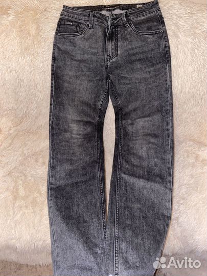 Джинсы