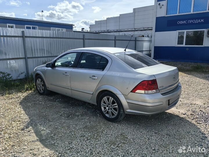 Opel Astra 1.8 AT, 2010, 306 000 км