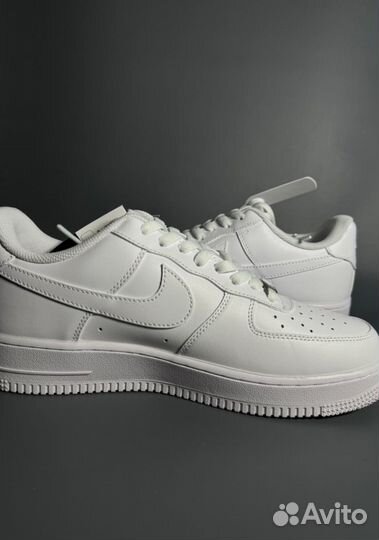 Кроссовки Nike AIR force 1 белые