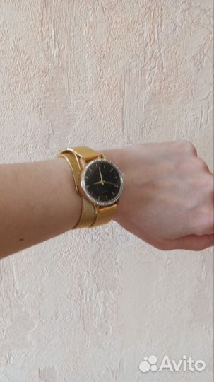 Женские наручные часы