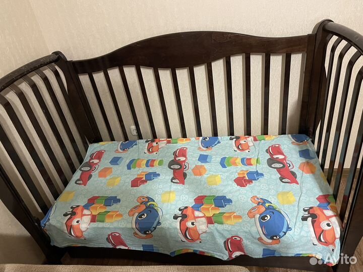 Детская кровать из массива