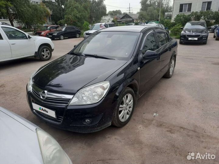 Opel Astra 1.8 AT, 2009, 180 480 км