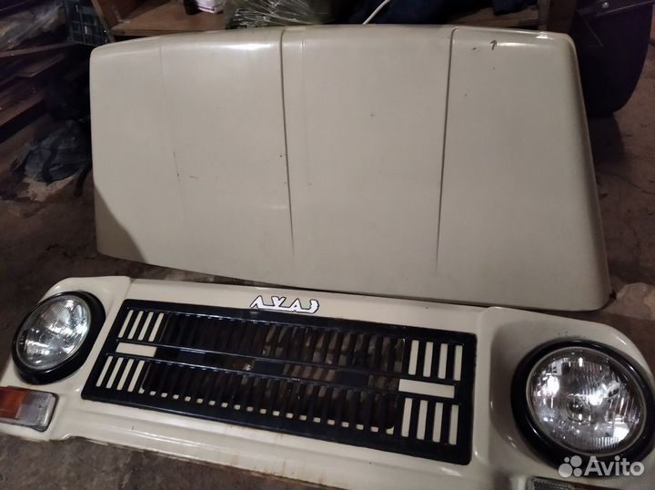 Запчасти Луаз, капот