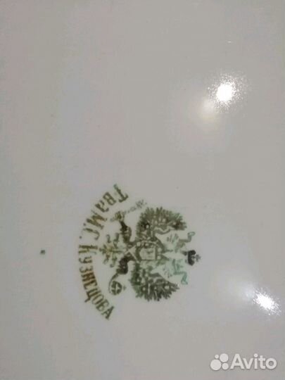 Блюдо. Форфоровое, для подачи осетра или поросенка