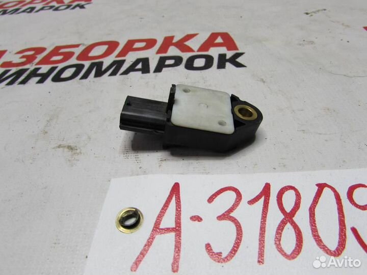 Датчик AIR BAG для Toyota Corolla 10 2006-2013г