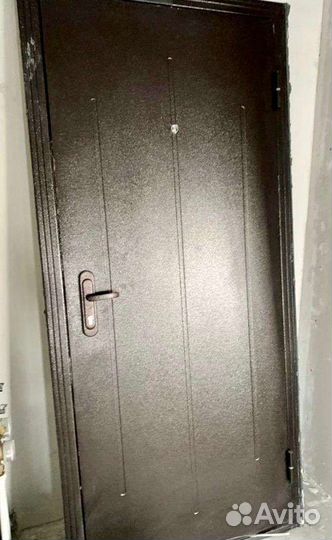 Дверь входная металлическая