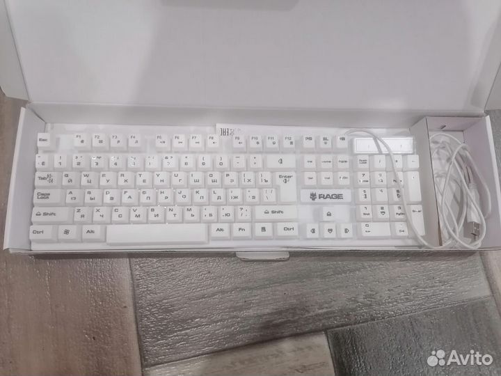 Клавиатура с подсветкой белая