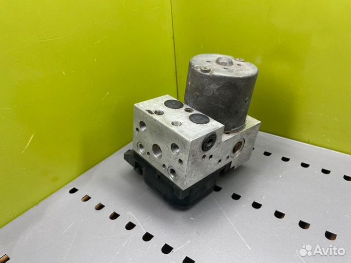 Блок ABS Audi A6 C5 avant 2.5TDI AKE 2000