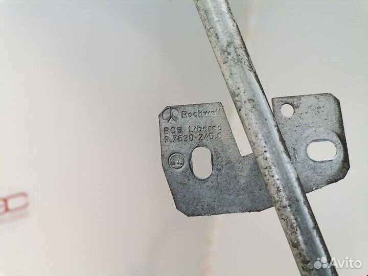 Стеклоподъемник Skoda Felicia 1996 6U0837401