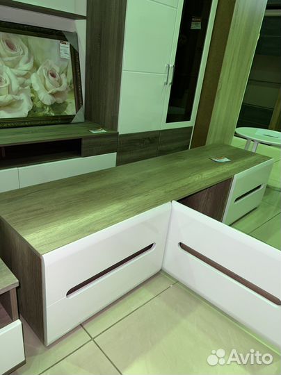 Тумба под тв