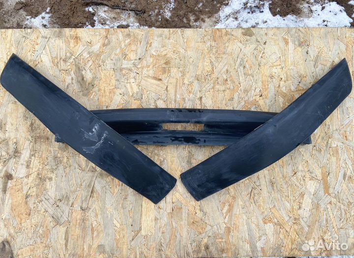 Молдинги заднего бампера Renault Symbol