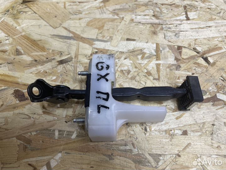 Ограничитель передней двери Lexus GX460