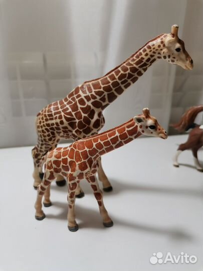 Фигурки животных schleich