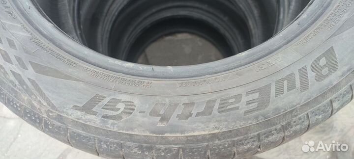 Yokohama BluEarth-GT AE51H 215/55 R17