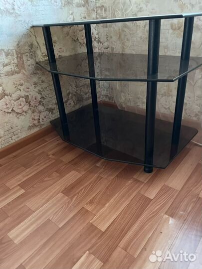 Стеклянная тумба