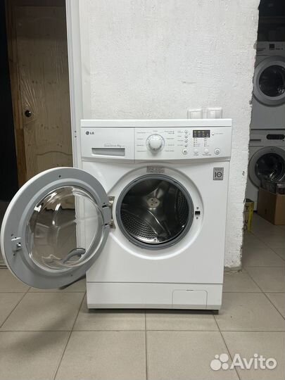 Стиральная машина LG инвертор, гарантия пол года