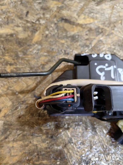 Замок Двери Левый Задний Хендай Гетц Рестайлинг