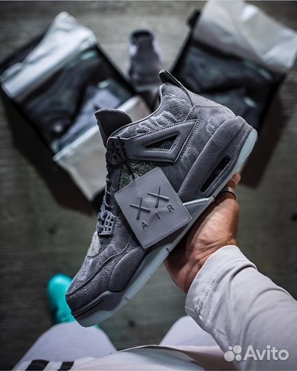 Кроссовки Nike AIR jordan 4 retro kaws