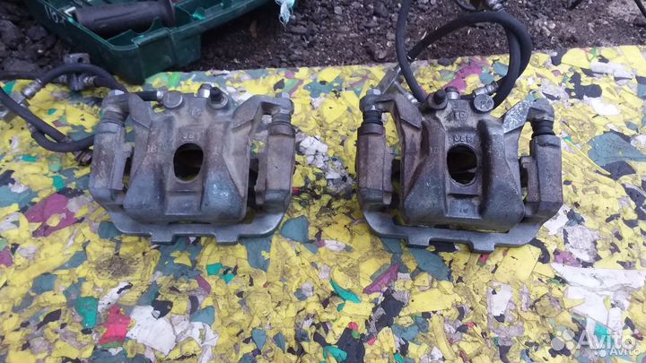 Суппорт задний Nissan Patrol Y62 Infiniti QX56