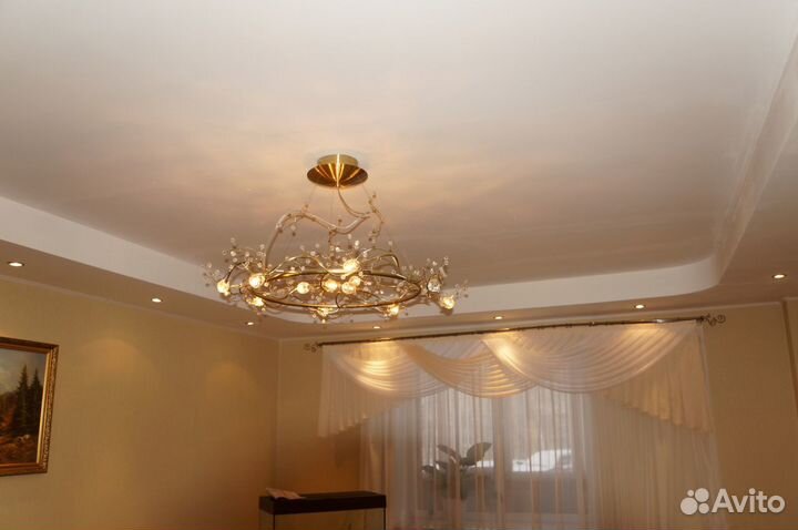 Люстра очень красивая