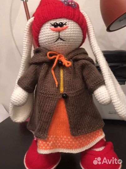 Заяц Тильда крючком символ наступающего года