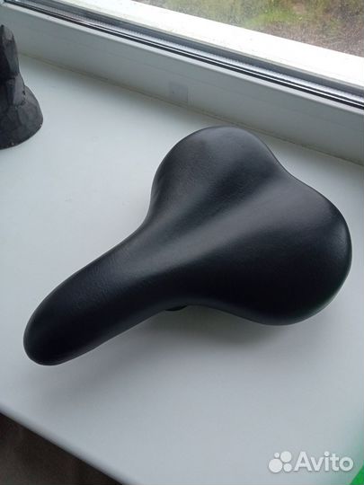 Седло для велосипеда мягкое