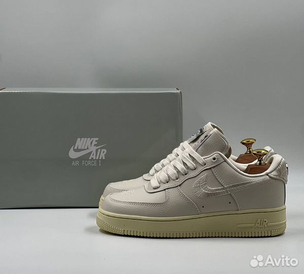 Nike Air Force 1 Low