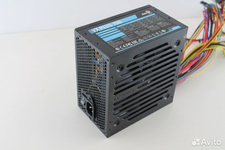 Блок питания 700W AeroCool VX Plus 700