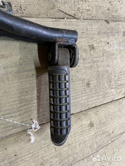 Kawasaki Zzr zx9r zx6r подножка пассажира левая