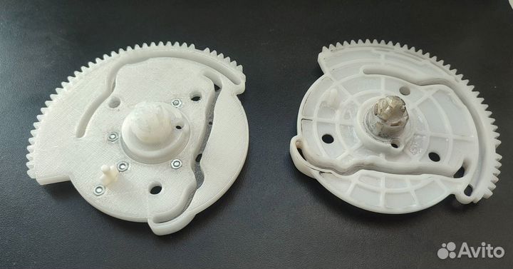 Шестерня отопителя Toyota Rav4