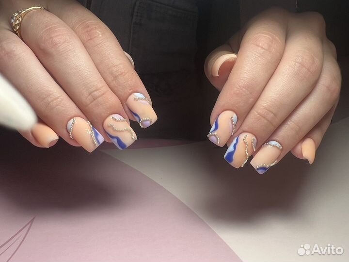 Мастер маникюра