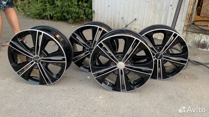 Литые диски r 16