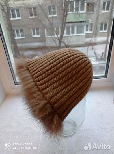 Шапка зимняя женская