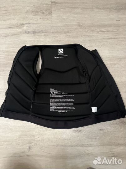 Жилет для вейкборда вейксерфа женский