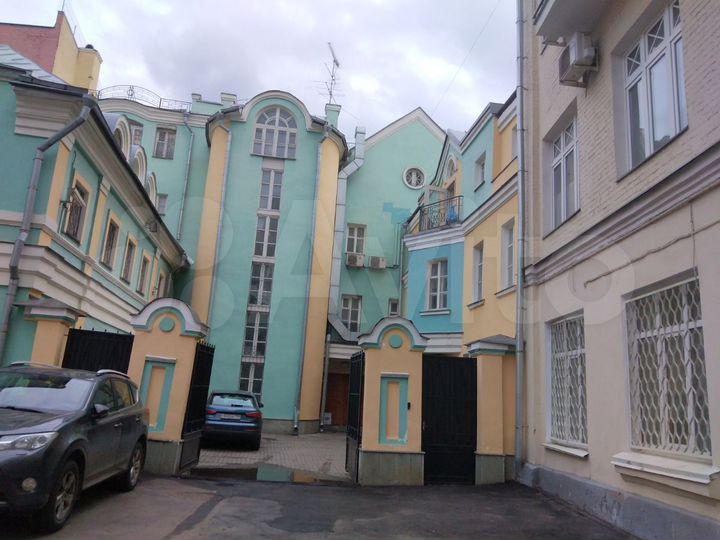 Здание в 3 мин. от м. Полянка, 925 м²